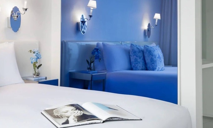 SoHo Hotel | Discover Your NYC Retreat with City Views and Pet-Friendly Suites