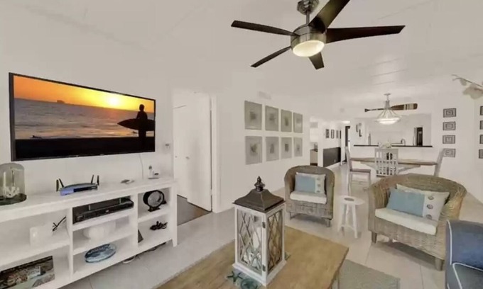 Hutchinson Island South Condo | Serene Oceanfront Condo with Pool and Stunning Views