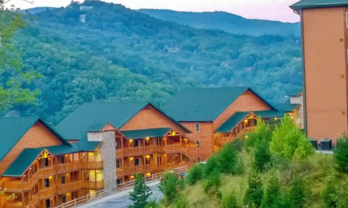 Gatlinburg Villa | Relaxing One-Bedroom Villa in the beautiful Smoky Mountains