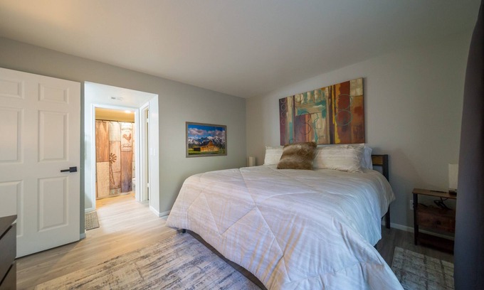 Tempe Condo | Relaxing Ranch in Tempe - Perfect for Pets and Families