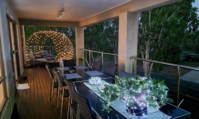 Burrum Heads House | Relaxing seaside home , good fishing, doorsteps from Fraser's, pet friendly