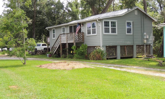Bon Secour Cottage | Relaxing Pet-Friendly Cottage Near Gulf Shores - Rated 10/10