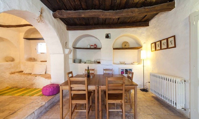 Locorotondo House | Comfortable Trullo Near Valled'Itria with Spa & Breakfast