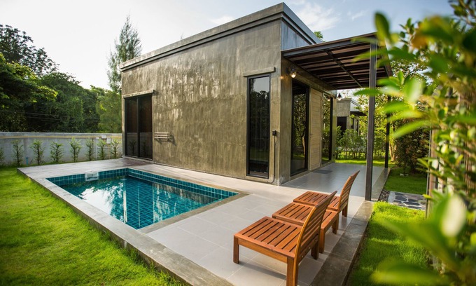 Suan Phueng Hotel | Discover Release Pool Villa Resort: Guest Rated 9.8/10
