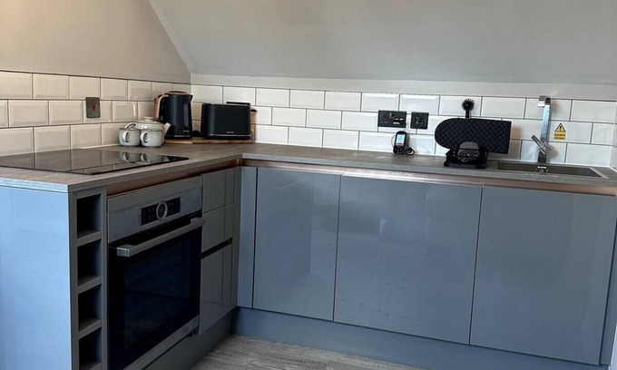 Street Apartment | Inviting 1-Bed Apartment in Glastonbury with Great Amenities
