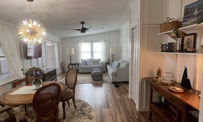 The Villages House | Quiet Retreat: Remodeled 2b/2b on Serene Cul-de-Sac