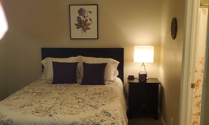 Springwoods House | Pet-Friendly Duplex with Spa and Hot Tub in Northwest Austin