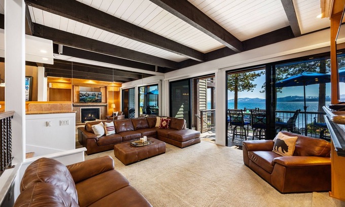 Brockway House | Remodeled 4BR Lakefront w/Exceptional Amenities