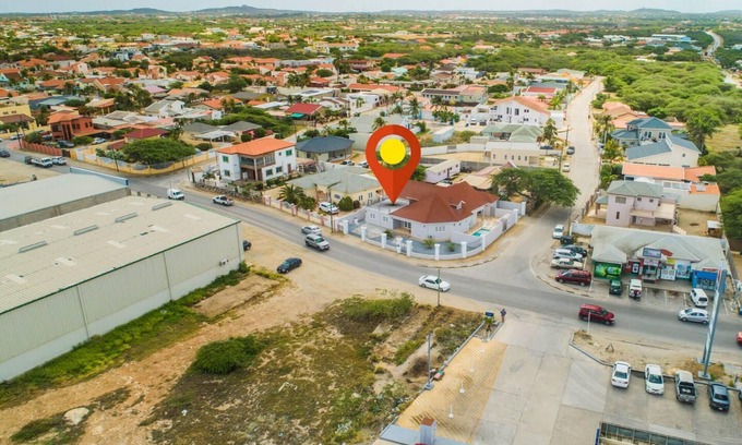 Cunucu Abao Villa | Stylish 6BR Retreat with Private Pool & Game Room Near Beach