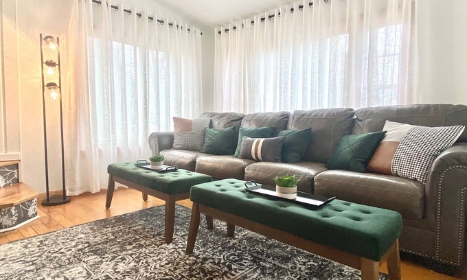 Juddville House | Beautifully Remodeled Bungalow Near Egg Harbor & Fish Creek