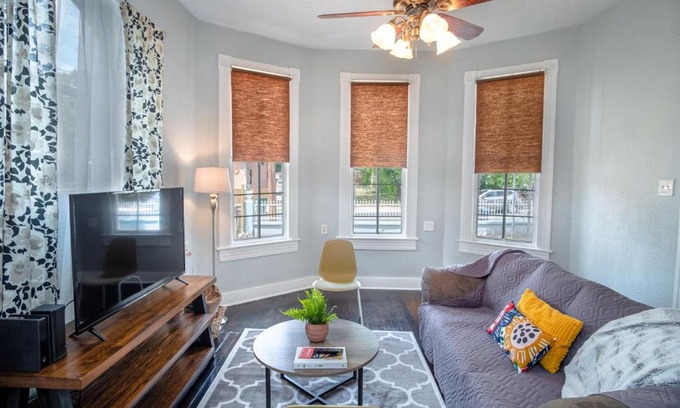 Five Points Apartment | Historic 2BR House Steps from Downtown with Family Amenities