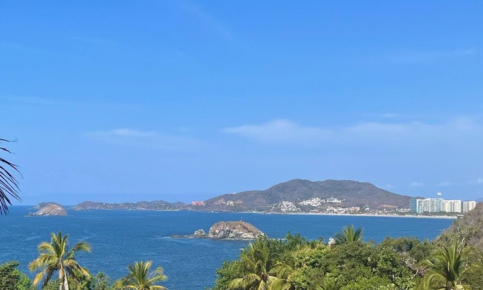 Ixtapa Villa | Ideal Villa Steps from Beach with Ocean View & Pool Access