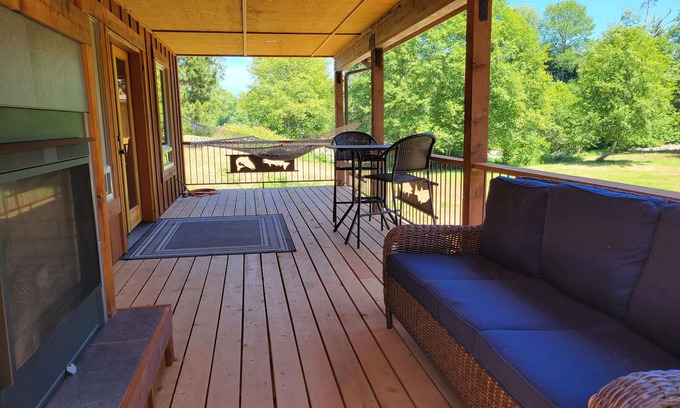 Hoquiam House | Exceptional Humptulips River Cabin with Family-Friendly Amenities