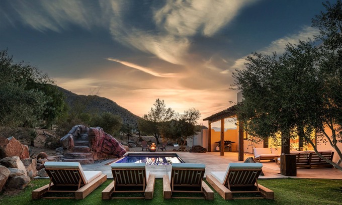 Joshua Tree House | Idyllic Retreat with Hot Tub, Pool & Scenic Views