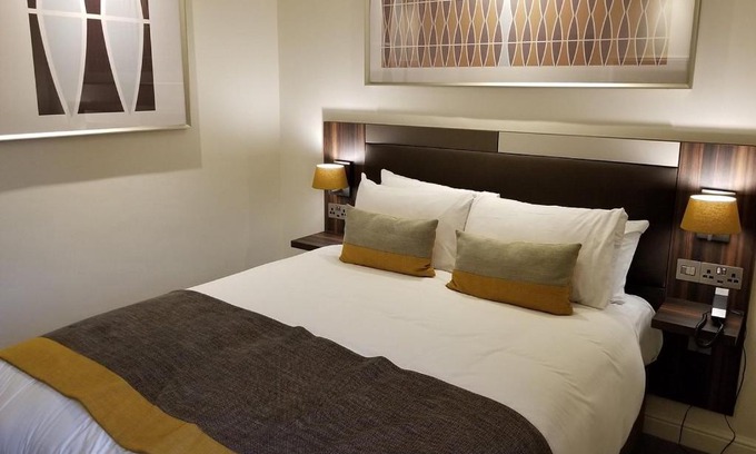 Charleville Hotel | Discover the Remote Universe Hotel with Delicious Breakfast