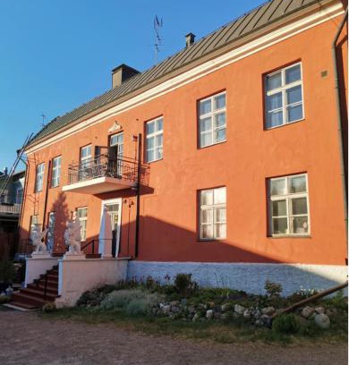 Porvoo Apartment | Experience Oceanfront Bliss at Remuganes Suite - Porvoon Linna