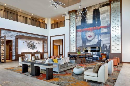 Glenview Hotel | Experience Renaissance Chicago Glenview Suites Hotel Today