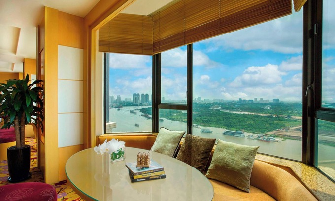 Dong Khoi Hotel | Elegant Renaissance Riverside Hotel Saigon with Pool & Spa