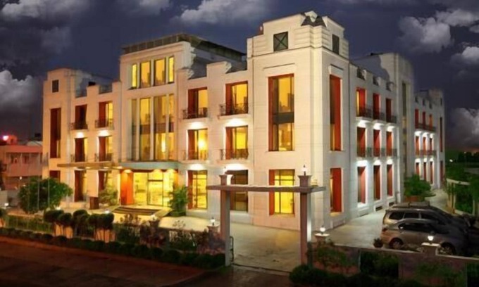 Gandhidham Hotel | Discover Renest Gandhidham: Spa, Dining & Family-Friendly