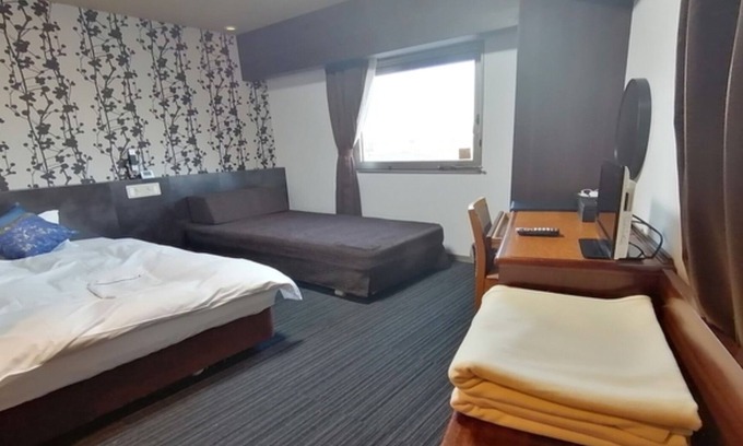 Minamisoma Hotel | Modern Rooms in Minamisoma with Kitchen & Accessibility