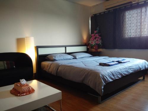 Ban Mai Apartment | Child-Friendly Retreat: Renovated Room Near Impact
