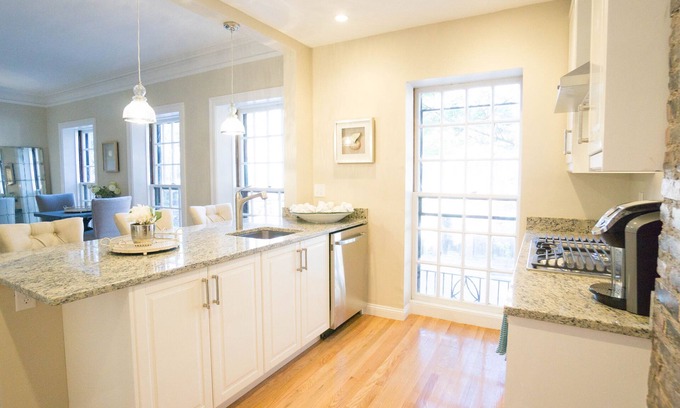 Beacon Hill Condo | Guest Rated 10/10: Renovated 2BR on Charles St with Kitchen
