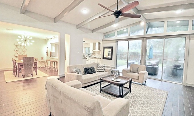 Willow Meadows/Willowbend Area House | Inviting 4 Bedroom Home with Pool and Spa near Galleria