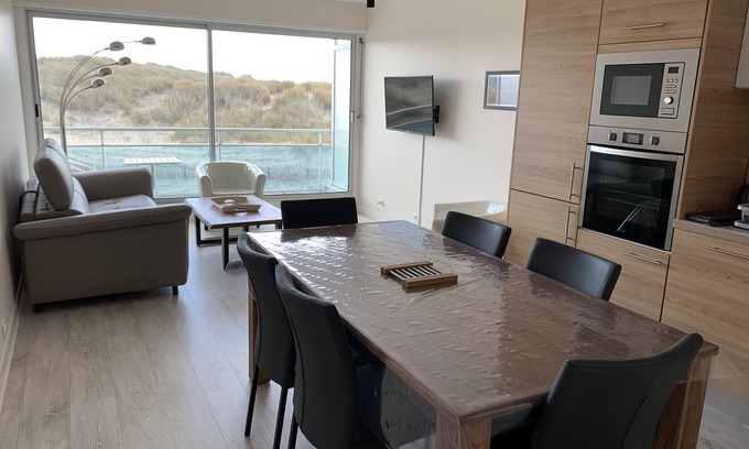 Fort-Mahon-Plage Apartment | Family-Friendly Apartment in Fort-Mahon-Plage with Spa