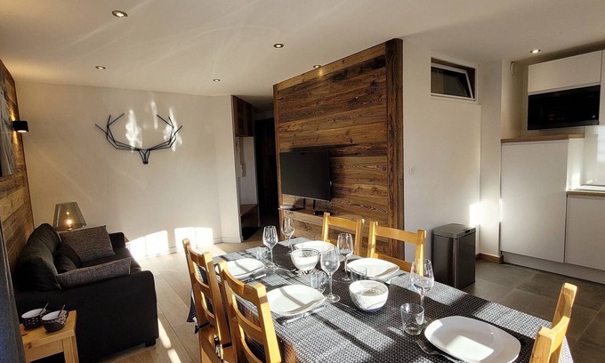Les Gets Apartment | Modern Apartment Les Gets for 5 with Spa & Breakfast