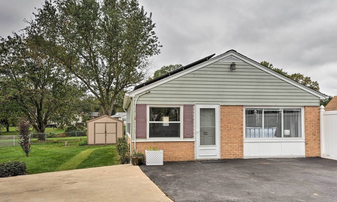 Savage-Guilford Apartment | Renovated Apt ~ 20 Miles to Baltimore & DC!