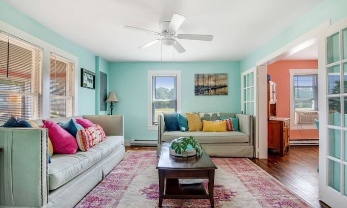 Berlin Cottage | Renovated Cottage with Ocean View & Seasonal Pool Retreat