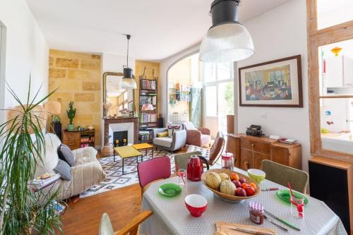 Nansouty-Saint-Genes House | Inviting Renovated Townhouse with Terrace and Family Amenities