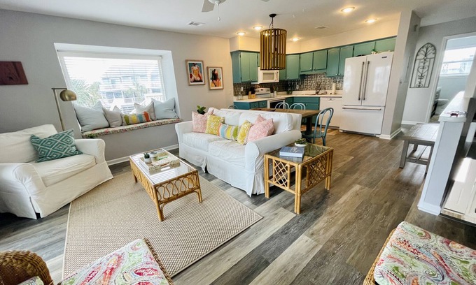 Port St. Joe House | Coastal Haven: Renovated Gulfview Townhome Steps to Beach