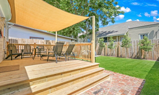 West Riverside Apartment | Historic 4BR House Near Magazine St - Guest Rated 10/10