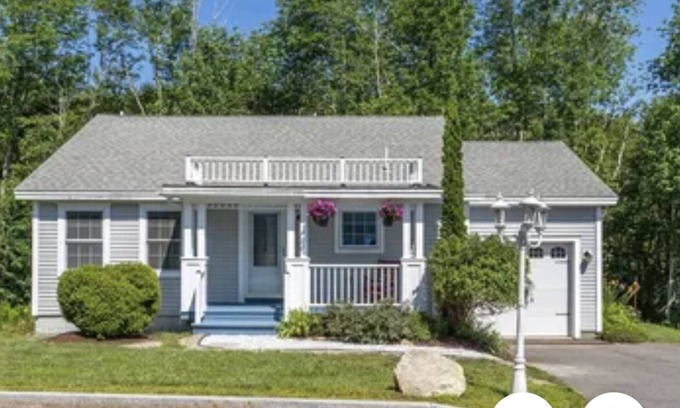 Rockport House | Cozy 2-Bedroom Retreat with Pool and Breakfast Included