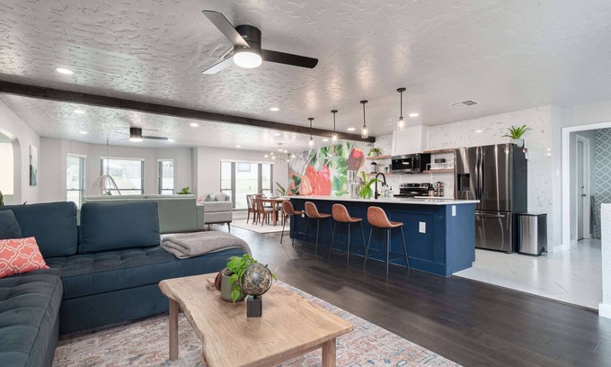 Universal City House | Inviting Home with Backyard Oasis and Spa Amenities