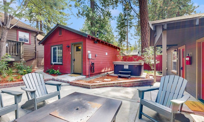Lakeside Park Cabin | Modern Retreat with Hot Tub, Steps to Beach & Gondola