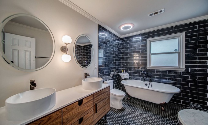 Hapeville House | Renovated Ranch House in Historic Neighborhood - 10/10 Rated