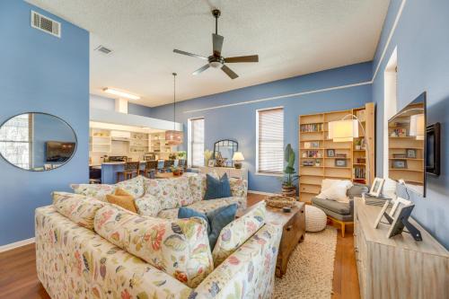 Downtown Apartment | Renovated San Marcos Rental with Balcony & Spa Access