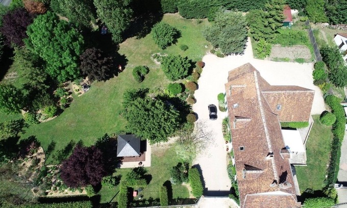 Cheverny House | Renovated Solognote Farmhouse with Spa and Jacuzzi Retreat