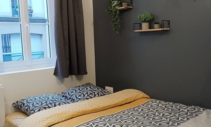 Coteaux Ouest Apartment | Modern Studio Near City Center with Family-Friendly Amenities