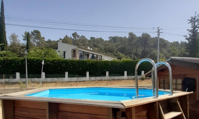 Entrecasteaux Villa | Charming Villa Retreat in Scenic Green Provence