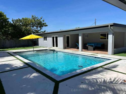 Ludlam Apartment | Renovated Villa with Pool, BBQ & Oceanfront Views