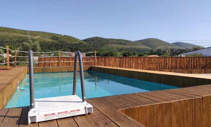 Sao Pedro House | Renovated Wine Press House with Pool and Ocean Views