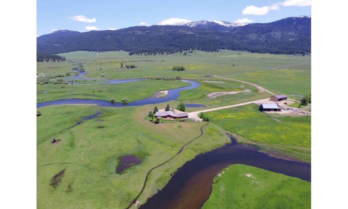 New Meadows Cabin | Experience the Lodge at Hotsprings Ranch: 115 Acres of Adventure
