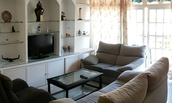 Algeciras House | Cozy Beach House with Pool & Ocean View, Rated 9.6/10
