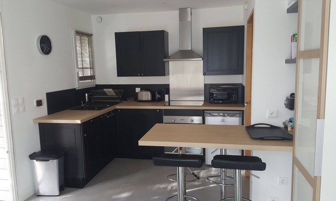 Tresserre Apartment | Rent Independent modern studio with garden