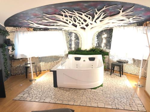 Lake Bracciano House | Relaxing Retreat at REnt Room Universe with Hot Tub Access