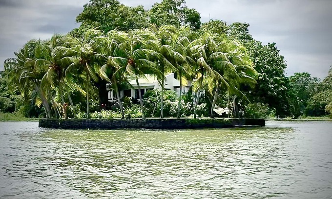 Granada Villa | Experience Your Private Island Near Granada's Colonial Charm