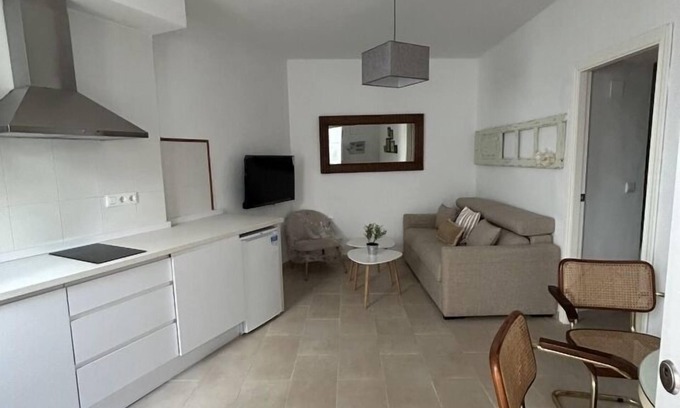 Santa Marina Apartment | Rental unit in Córdoba · ★4.50 · 1 bedroom · 3 beds · 1 bath